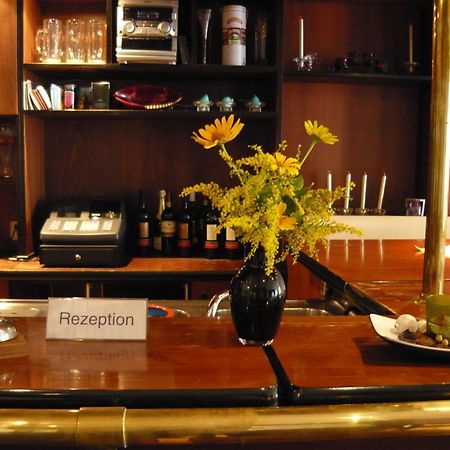 Hotel Krone Lindow Esterno foto