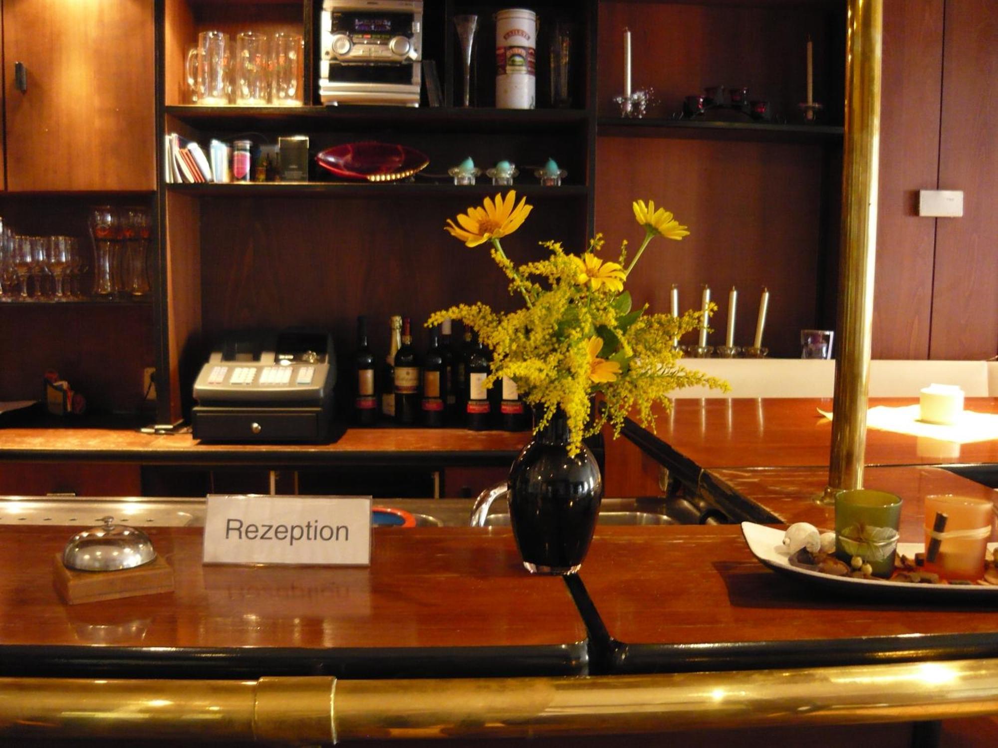Hotel Krone Lindow Esterno foto