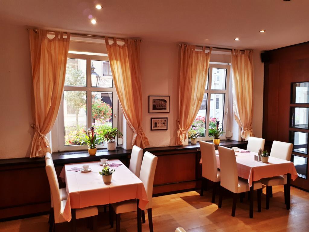 Hotel Krone Lindow Esterno foto